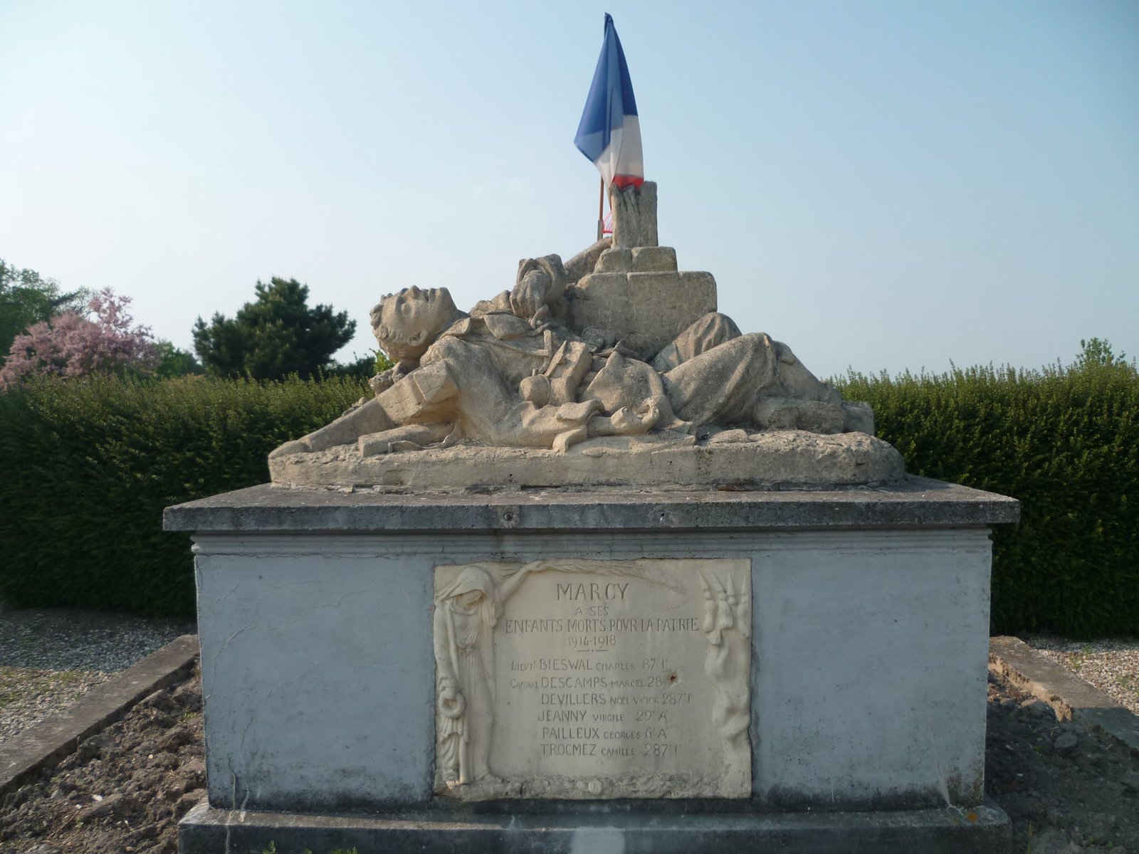 Mort pour la France : obtenir la mention pour un aïeul