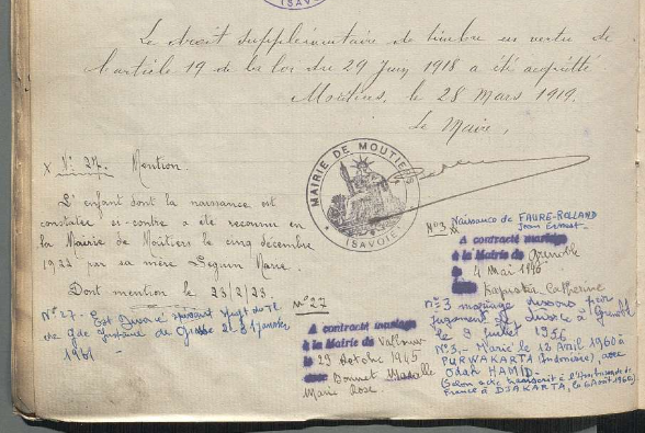 Mentions marginales portées en fin de registre