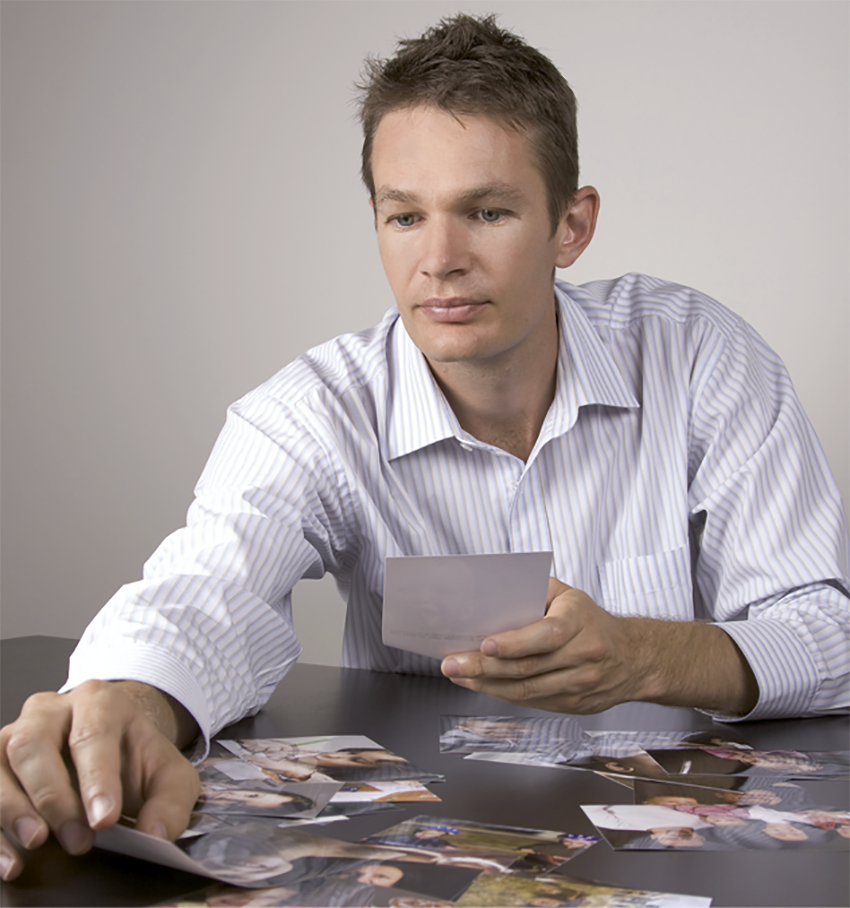  ​Trouver des indices dans les photos