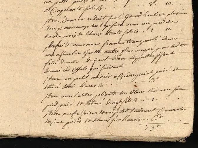 Inventaires après décès manuscrit de Pierre Jacques Denis Vuarnier, listant meubles et objets, daté du XVIIIe siècle.